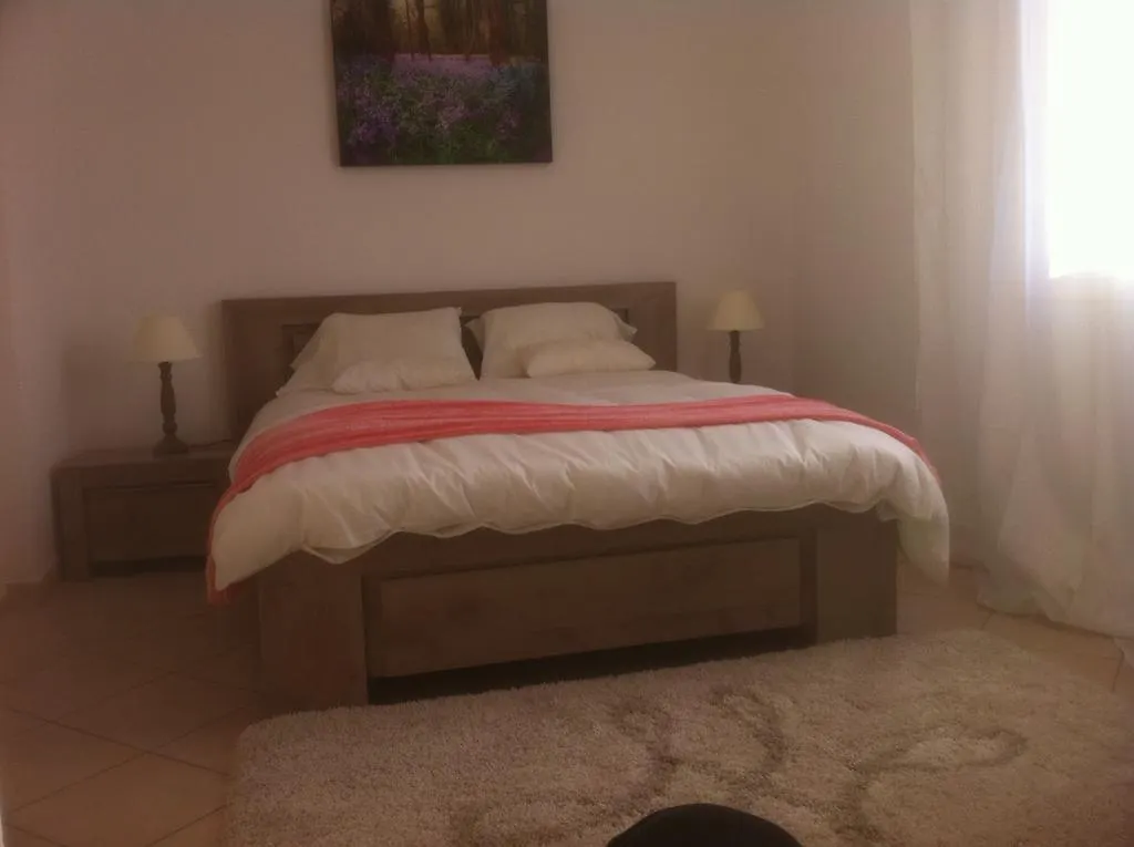Palm Beach Serenity: Cozy 2-Bed Apartment Near Cannes Beaches 0*,